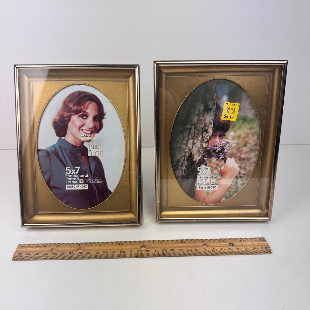 2‎ Vintage 5x7 Picture Frames 70s Gold Oval Rectangle Tabletop Shadow Box READ